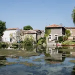 De Charente مكان تخييم