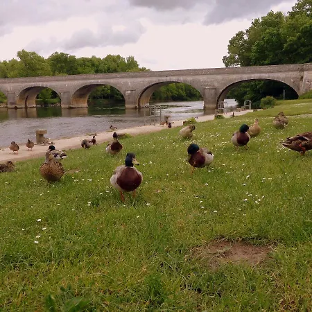 Кемпинг De Charente Bourg-Charente