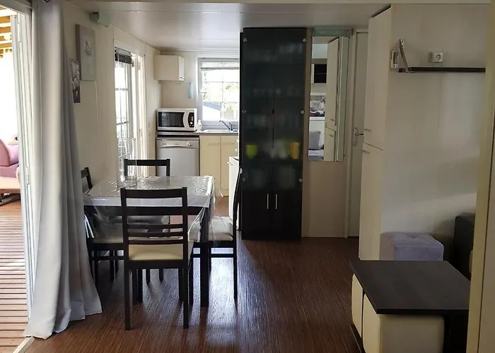 De Charente Κάμπινγκ *