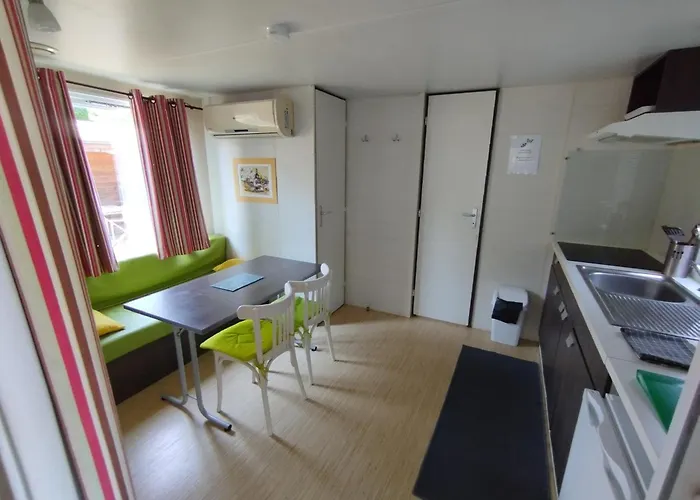 De Charente Κάμπινγκ Bourg-Charente